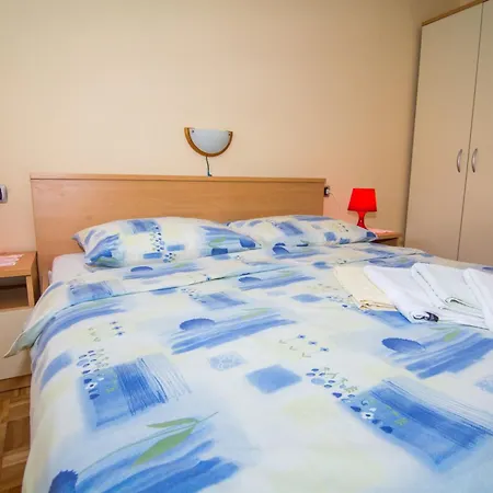 Apartment Ruzica *